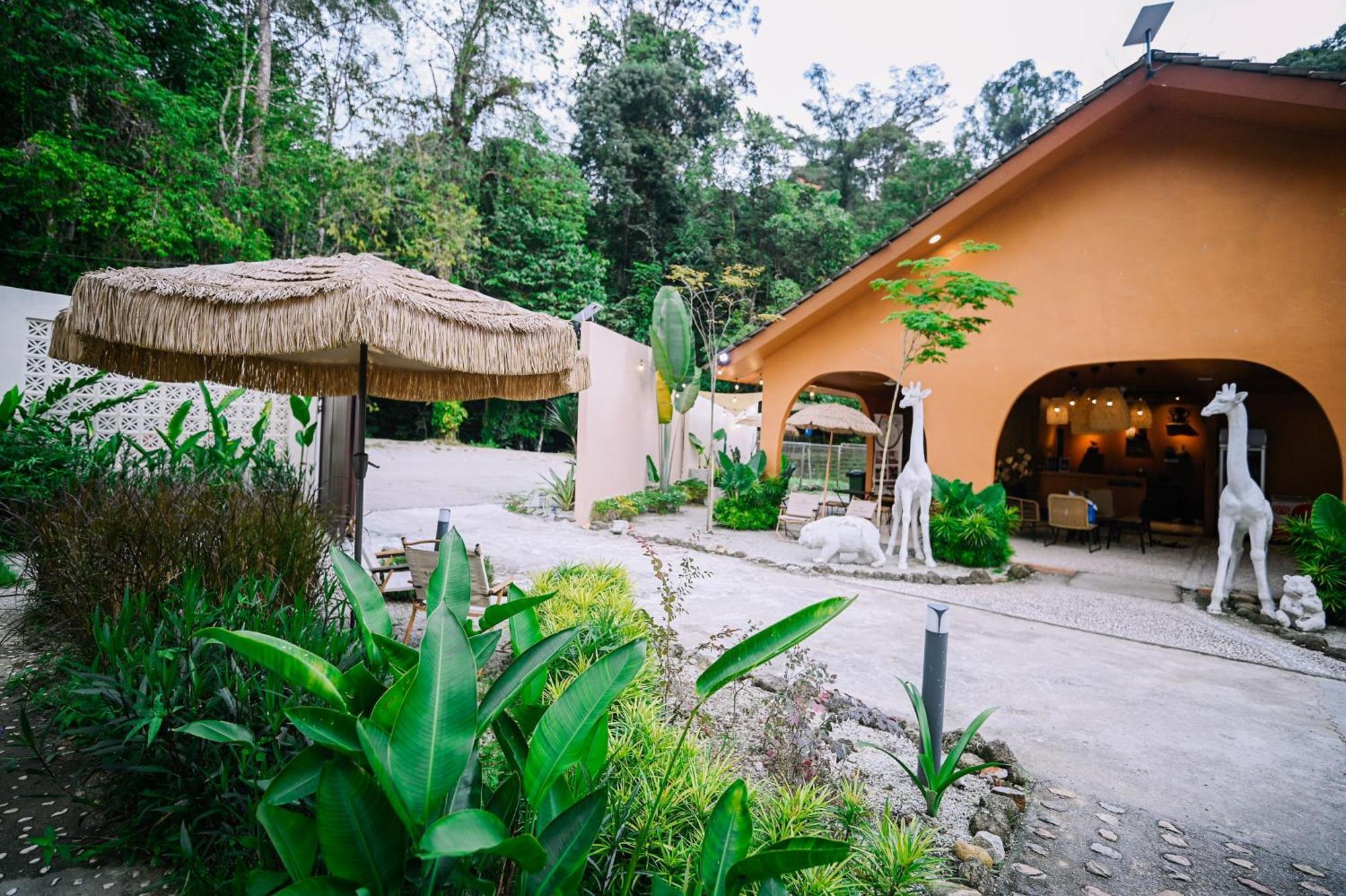 Lilla Rainforest Retreat - Hulu Langat Exteriör bild