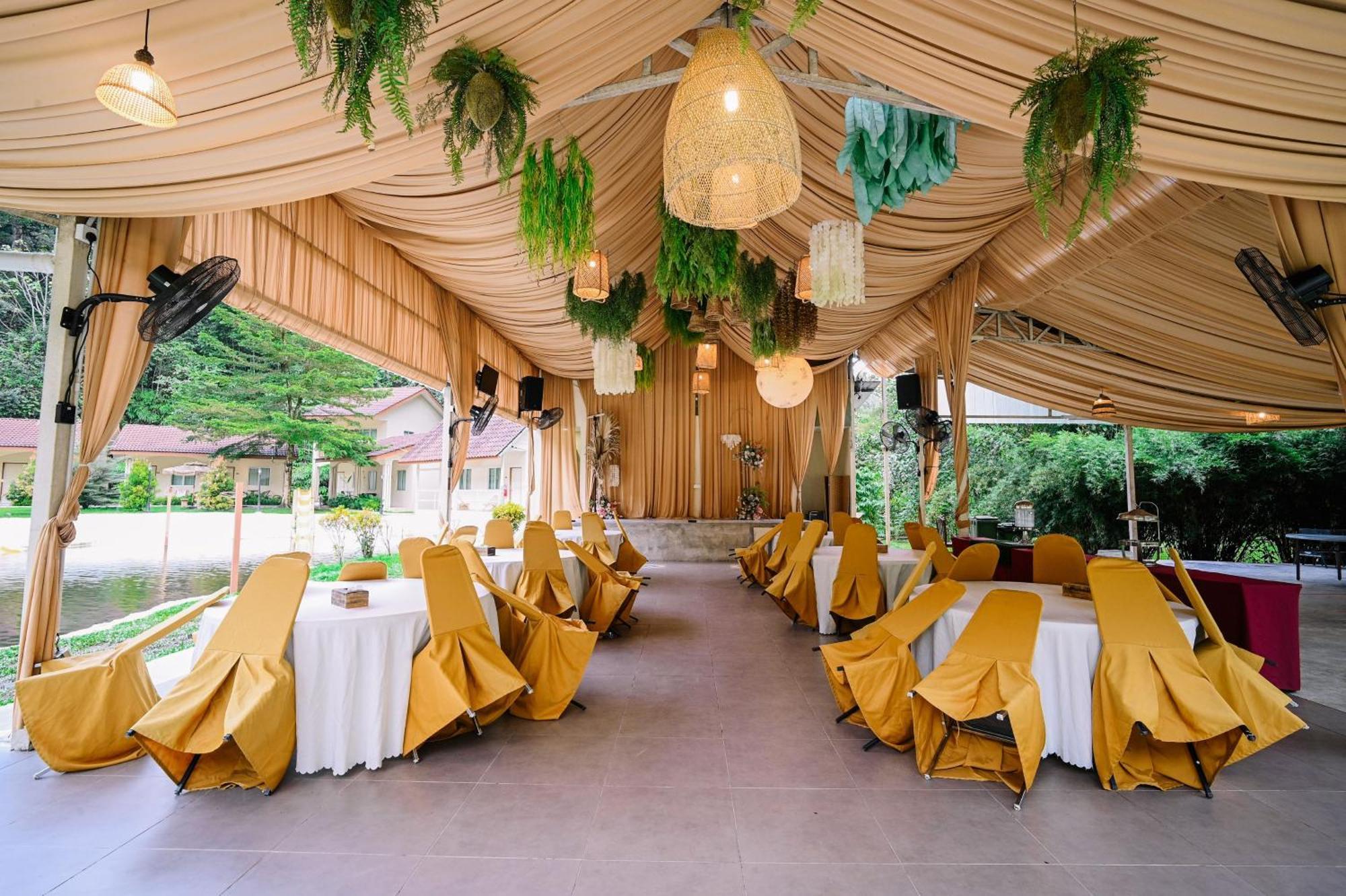 Lilla Rainforest Retreat - Hulu Langat Exteriör bild