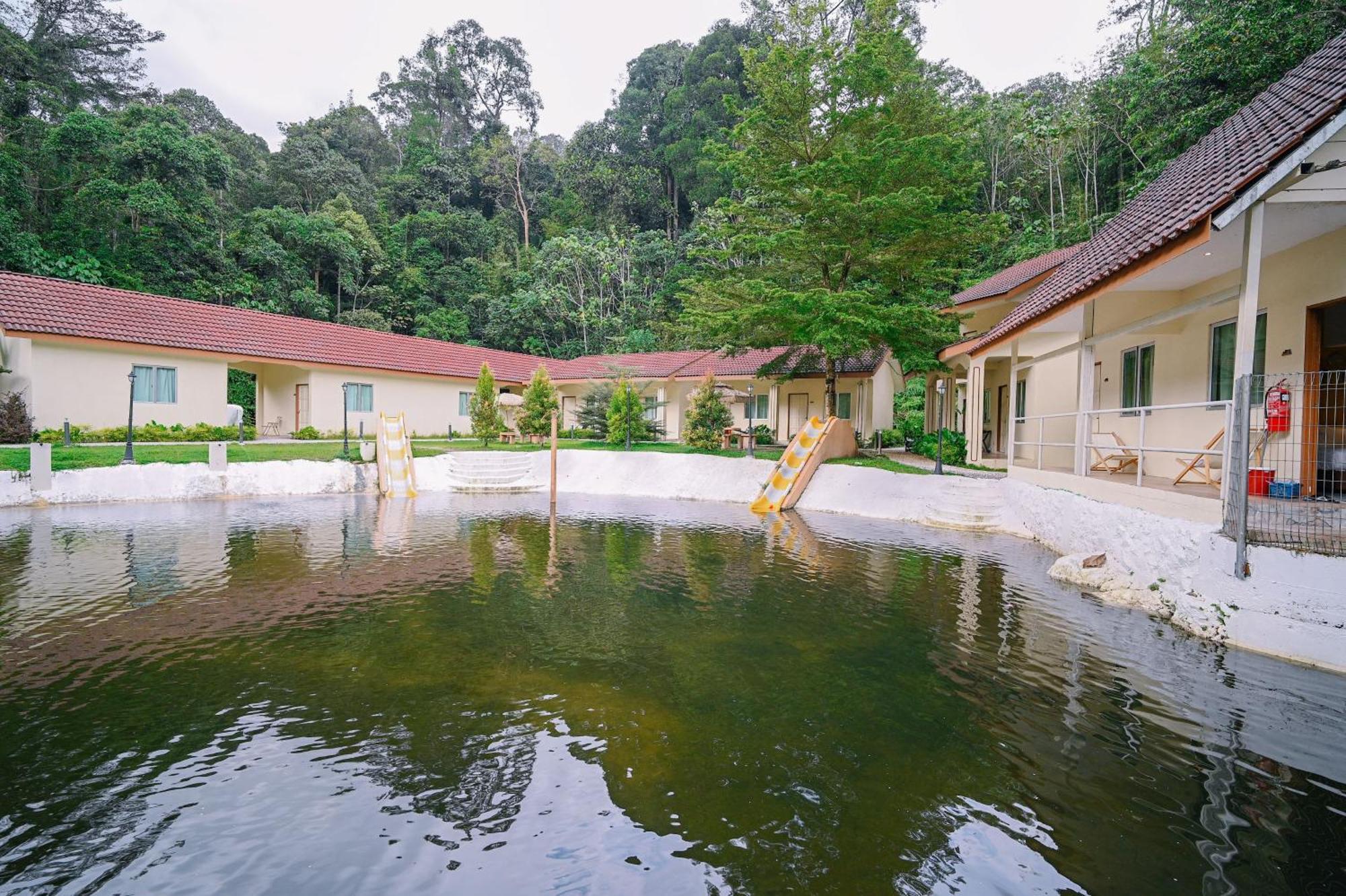 Lilla Rainforest Retreat - Hulu Langat Exteriör bild
